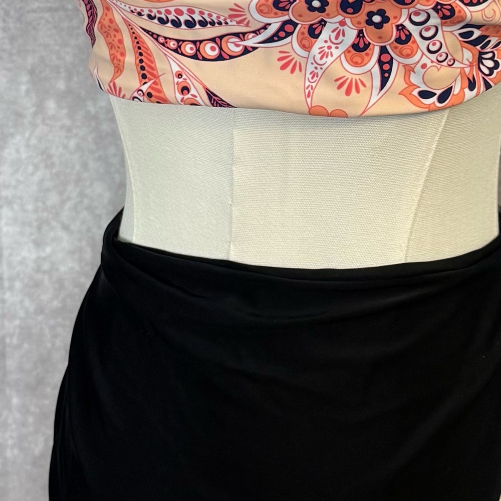 Cupshe Black and White Reversible Peach Coral Paisley One Piece Cutout Swimsuit - Picture 11 of 11